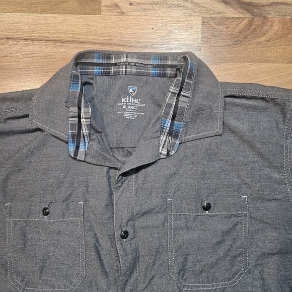 KÜHL Men’s XL Short Sleeve Button Down Shirt Gray Tapered Fit - Picture 2 of 9